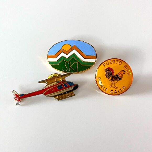 Vintage Pins Lot Ski Helicopter Puerto Rico - Picture 1 of 3